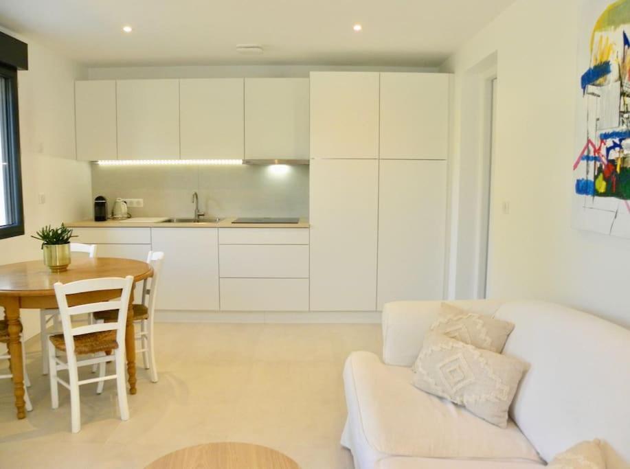 Le Doux Venir Apartment ดูแวนน์ ภายนอก รูปภาพ
